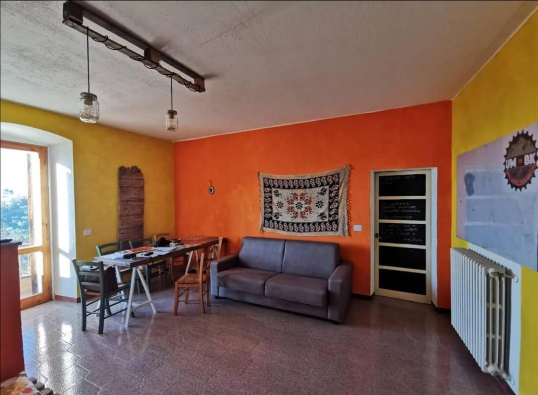Umbria In Bike B&B Foligno Dış mekan fotoğraf