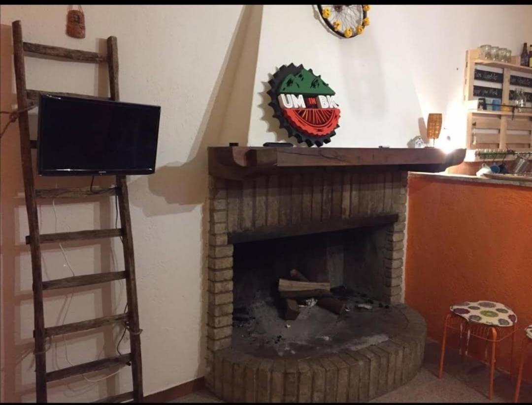 Umbria In Bike B&B Foligno Dış mekan fotoğraf